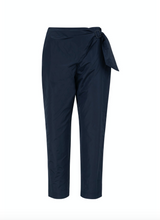 Carica l&#39;immagine nel visualizzatore di Gallery, Trousers with bow
