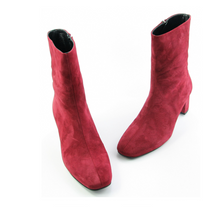 Carica l&#39;immagine nel visualizzatore di Gallery, Suede ankle boots
