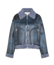 Carica l&#39;immagine nel visualizzatore di Gallery, Short reversible jacket
