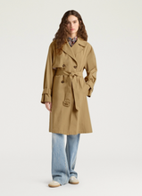 Carica l'immagine nel visualizzatore di Gallery, Trench coat
