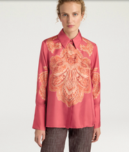 Carica l'immagine nel visualizzatore di Gallery, Twill printed shirt

