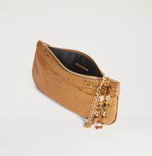 Carica l'immagine nel visualizzatore di Gallery, Leather laminated pochette
