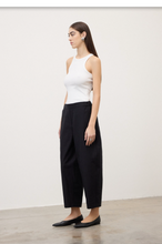 Carica l'immagine nel visualizzatore di Gallery, Cotton tailleur
