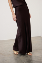 Carica l'immagine nel visualizzatore di Gallery, Viscose long skirt
