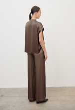 Carica l'immagine nel visualizzatore di Gallery, Viscose trousers
