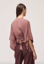 Carica l'immagine nel visualizzatore di Gallery, Kimono blouse
