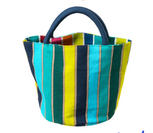 Carica l'immagine nel visualizzatore di Gallery, Reversible pochette
