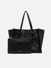 Carica l'immagine nel visualizzatore di Gallery, Shoulder bag
