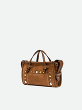 Carica l'immagine nel visualizzatore di Gallery, Baby suede bag
