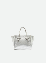Carica l'immagine nel visualizzatore di Gallery, Silver bag
