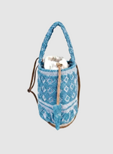 Carica l'immagine nel visualizzatore di Gallery, Bucket bag
