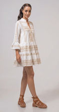 Carica l'immagine nel visualizzatore di Gallery, White and gold dress
