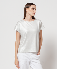 Carica l'immagine nel visualizzatore di Gallery, Laminated t-shirt
