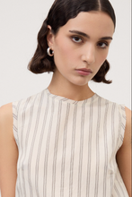 Carica l'immagine nel visualizzatore di Gallery, Top with bows
